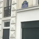 Luxembourg-proche St Germain Des Pres Daire Paris