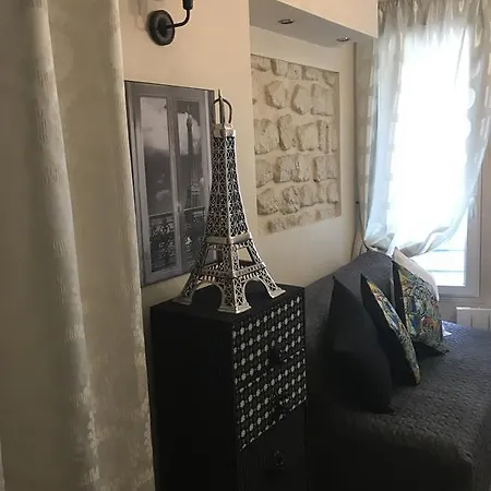 Luxembourg-proche St Germain Des Pres