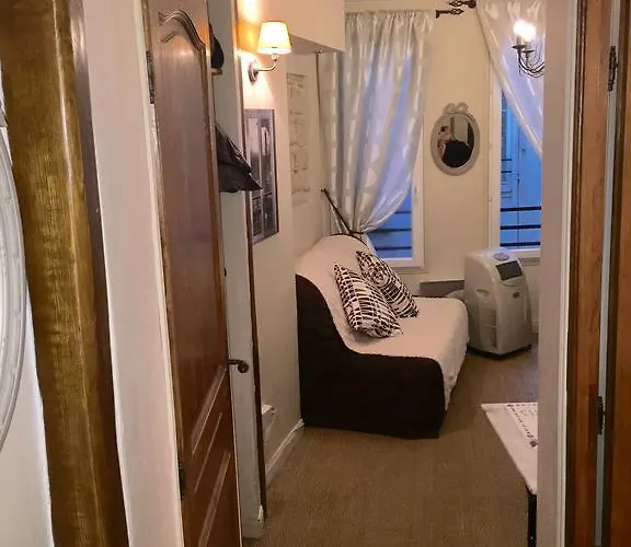 Luxembourg-proche St Germain Des Pres Apartment Paris