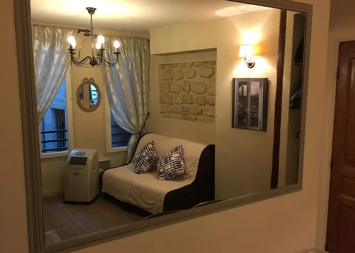 Apartment Luxembourg-proche St Germain Des Pres