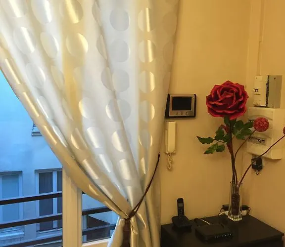 Apartment Luxembourg-proche St Germain Des Pres *