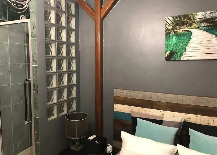 Luxembourg-proche St Germain Des Pres